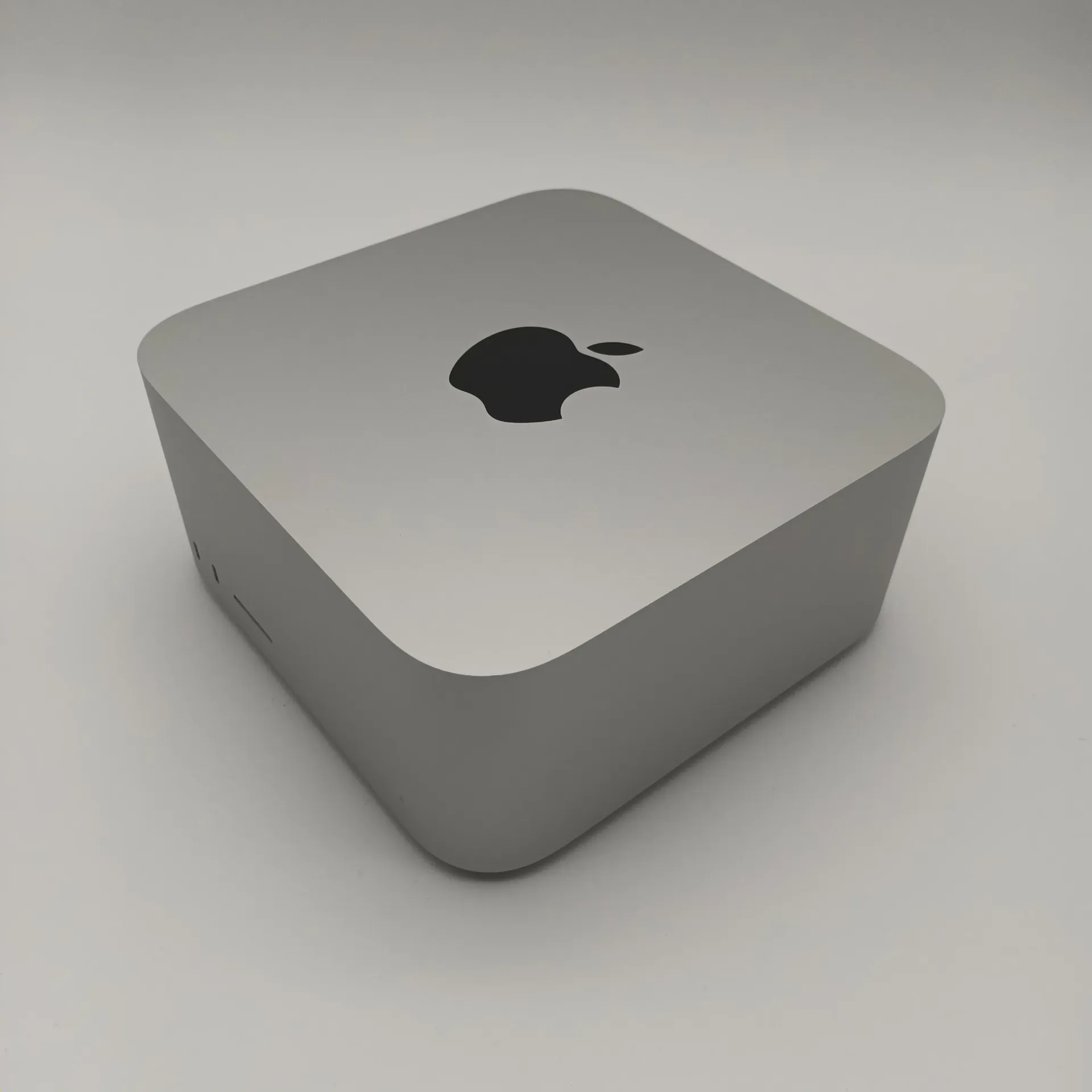 [ORDIUC-260219-233-1] APPLE MAC STUDIO 32Go RM, 512 SSD