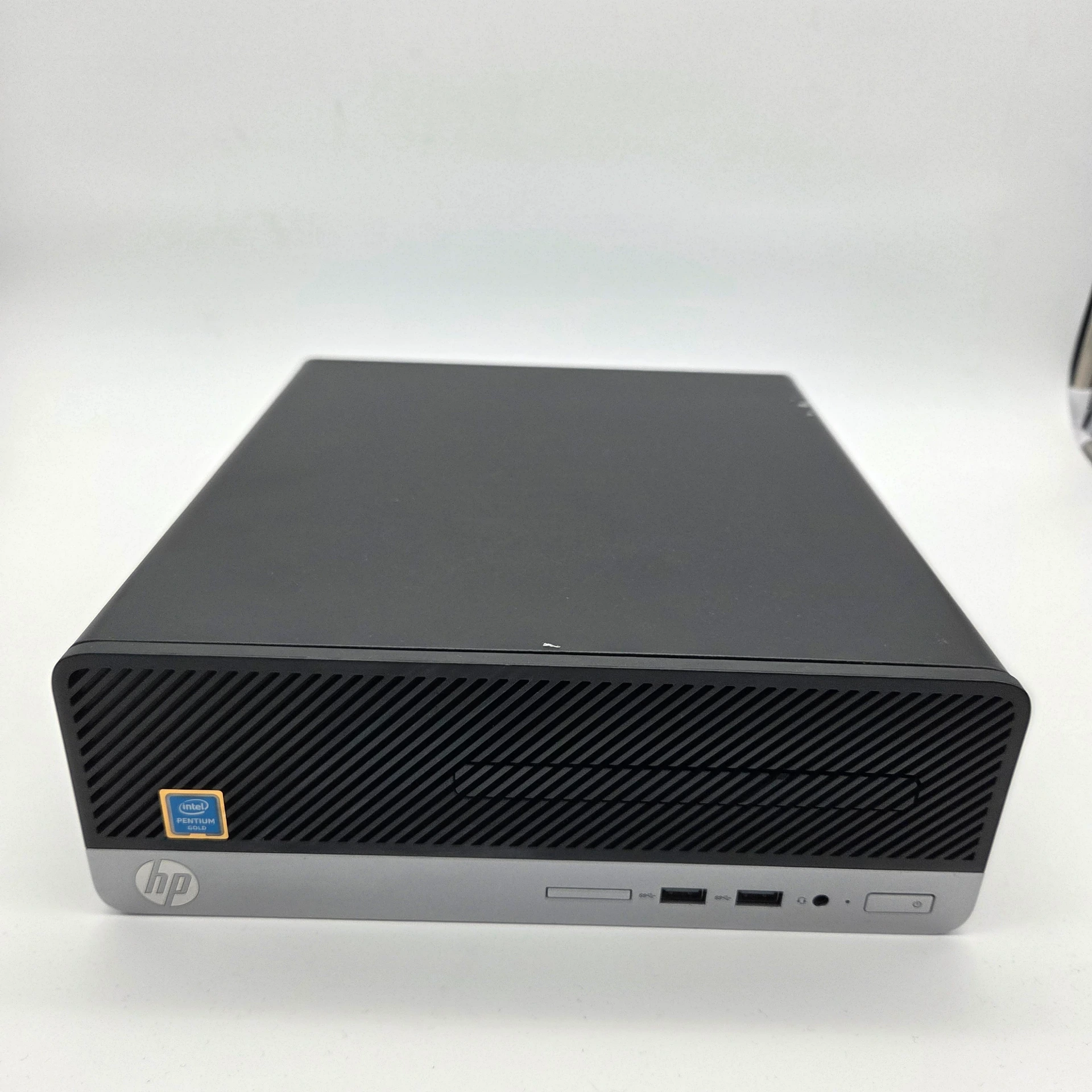 HP Prodesk 400 G4 Noir Pentium G4560 - 4Go - 128GB